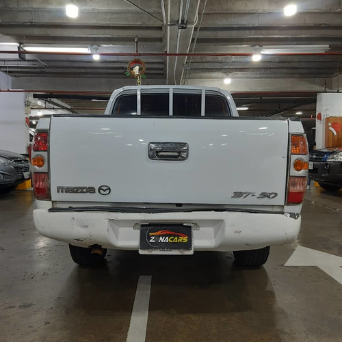 Imagen 6 de 10 de Mazda Bt 50 Sincronica 4x4