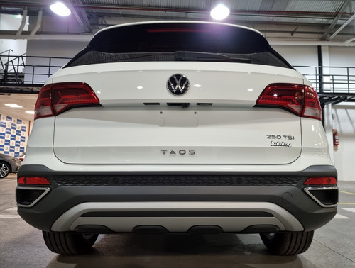 Imagen 19 de 25 de Volkswagen Taos Comfortline 0km My23 Bonificaciones