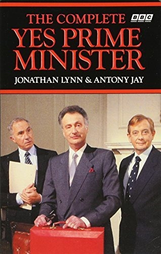 Book : The Complete Yes Prime Minister - Jonathan Lynn