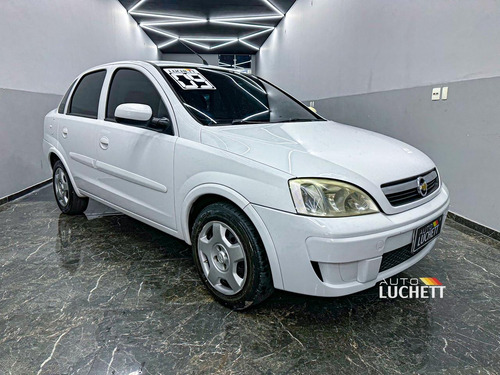 Chevrolet Corsa Sedan 1.8 Premium Flex Power 4p