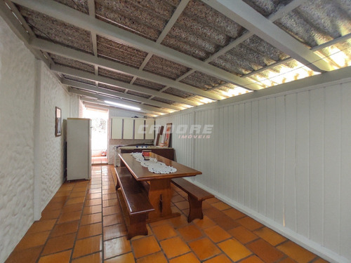 Imagem 17 de 28 de Ampla Casa Residencial Localizada No Bairro Garcia. - 3052093v