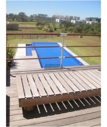 Casa En Rincã³n Del Indio, 3 Dormitorios *- Ref: 3948