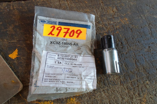 Cubierta Moldura De Encendedor Ford E150 29709