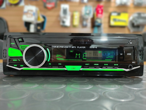 Imagen 4 de 6 de Reproductor Para Vehículos Con Bluetooth Usb Aux Fm 1 Din