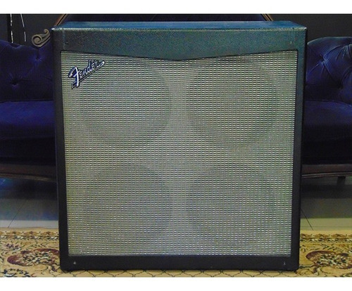 Fender Mustang V. V2 412 4x12 Guitar Speaker (usado)