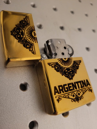 Encendedor Clásico Genérico + Grabado Láser Personalizado Dorado