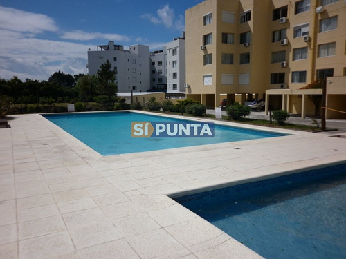Imagen 22 de 26 de Apartamento De 3 Dormitorios A La Venta En Pinares