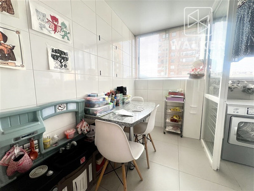 Departamento En Arriendo De 5 Dorm. En Las Condes
