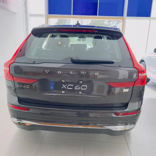 Volvo XC60T8 Plus