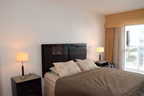 Apartamento En Brava, 1 Dormitorios *- Ref: 1726