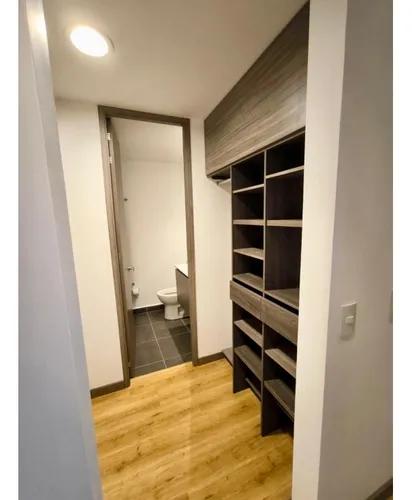 87m2 Apartamento En El Poblado