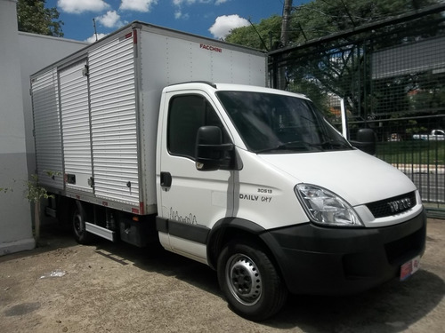 Iveco, Ano 2019, Modelo: 30s13 City, Com Baú, Novissima