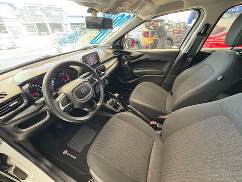 Fiat Cronos 1.0 Drive Flex 4p