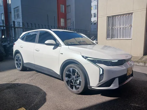 Kia K3 Gt Line Cross Automático
