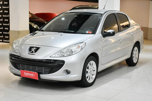 Peugeot 207 1.6 Sedan Xt Premium