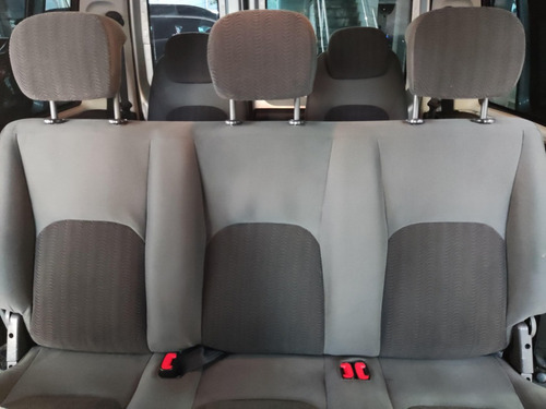 Imagem 10 de 12 de Fiat Doblò 1.8 Mpi Essence 7l 16v Flex 4p Manual