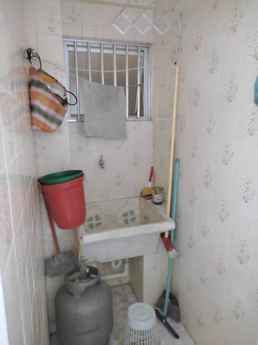 Imagem 16 de 20 de Apto Frente Para O Mar 66m² Mobiliado, Bairro C/ Equipamentos Públicos E Muita Infraestrutura