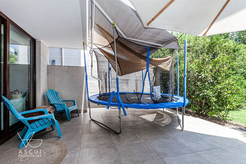 Departamento En Venta De 2 Dorm. En Lo Barnechea