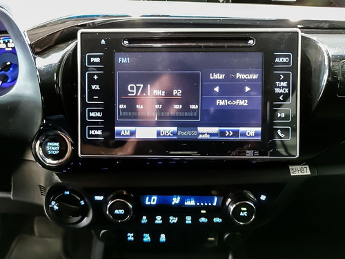 Imagem 10 de 20 de Toyota Hilux 2.8 Srx 4x4 Cd 16v