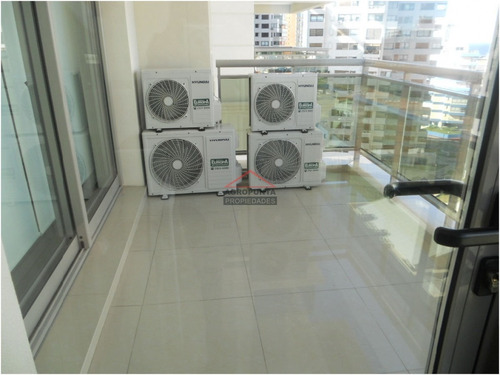Apartamento En Brava, 3 Dormitorios *- Ref: 1869