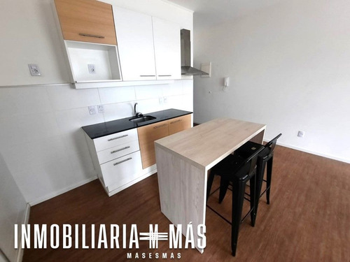 Imagen 8 de 16 de Apartamento Alquiler Tres Cruces Garage Montevideo Lc