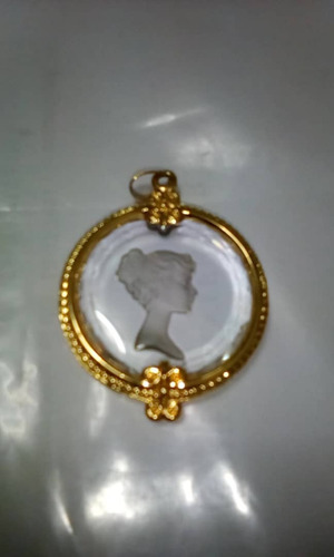 Broche Camafeo Estilo Victoriano De Crystal