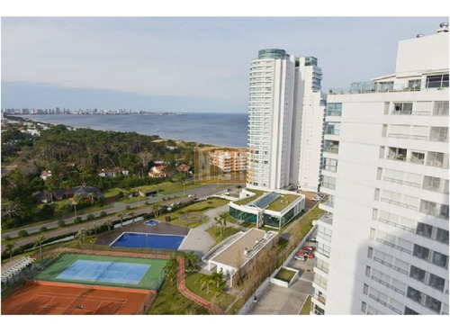 Imagen 3 de 25 de Apartamento En Mansa, 3 Dormitorios