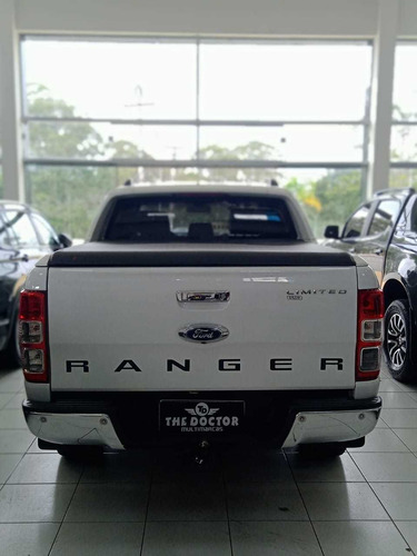 Imagem 6 de 8 de Ford Ranger 2015 3.2 Limited Cab. Dupla 4x4 Aut. 4p