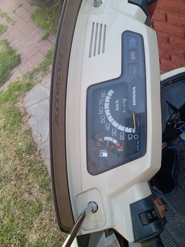 Honda Nh 100 2t