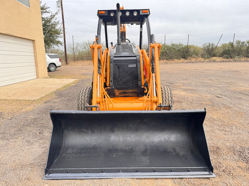 Retroexcavadora Case 580m 4x2 Año: 2006 6,312 Hrs Gm109000