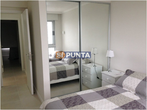 Imagen 30 de 30 de Apartamento En Brava, 2 Dormitorios Alquiler