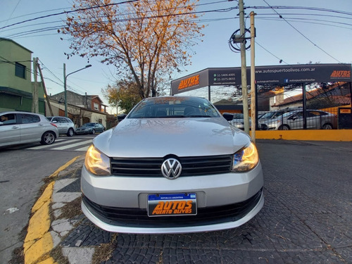Imagen 3 de 15 de Volkswagen Voyage 1.6 Gnc 5ta