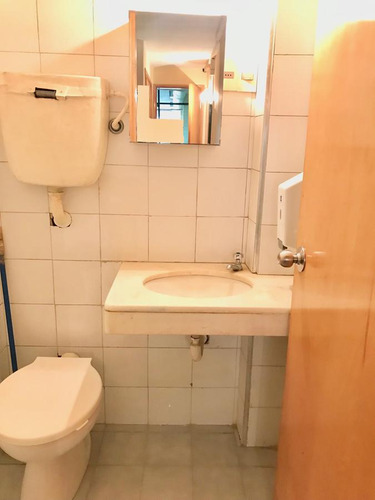 Venta Oficina Planta Ciudad Vieja Montevideo
