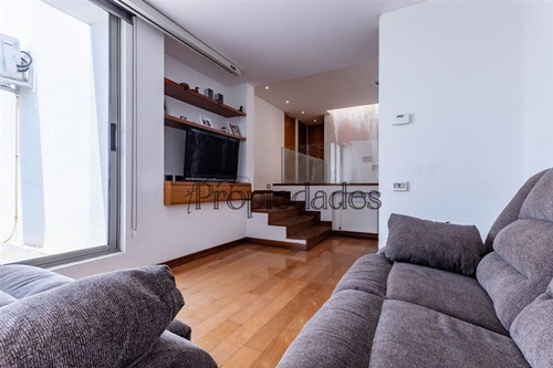 Imagen 12 de 20 de Vista Sorprendente Casa En Venta De 6 Dormitorios Las Condes