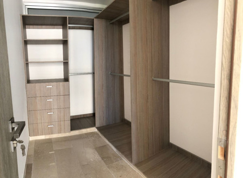 Condominio De 2 Recamaras En La Mejor Zona, Cancun