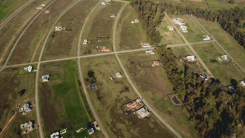 BARRIO TRES PINOS VILLA DE CAMPO-LOTES FINANCIADOS
