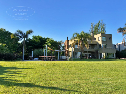 Enorme Casa | Isla Santa Monica | Al Rio San Antonio | 10 Personas