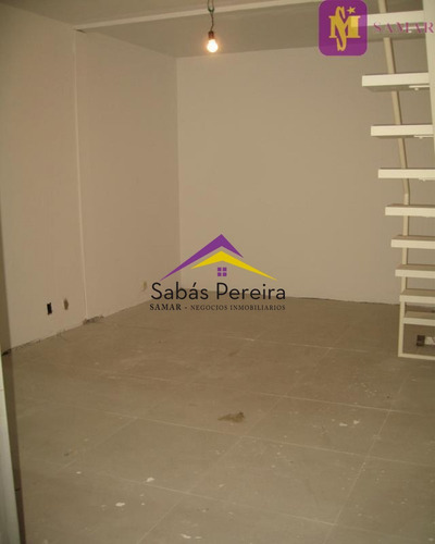 Imagen 1 de 12 de Local Comercial En Gorlero- Ref: 38248