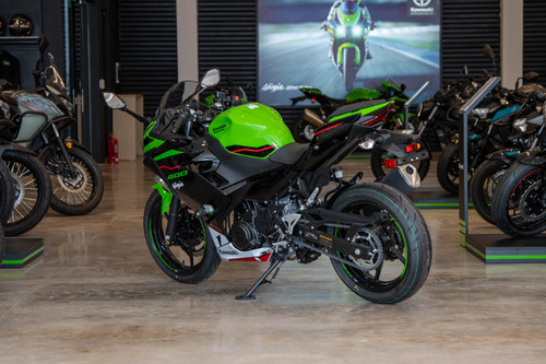 Kawasaki Ninja 400 2025 Promo De Contado.