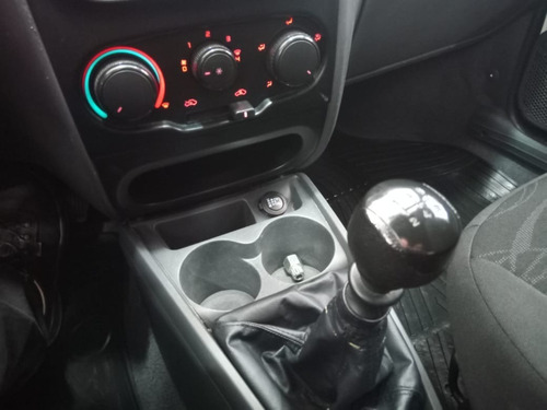 Imagen 21 de 25 de Fiat Strada 1.4 Working 2020