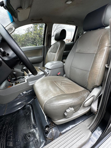 Toyota Hilux / CD4X4 SRV