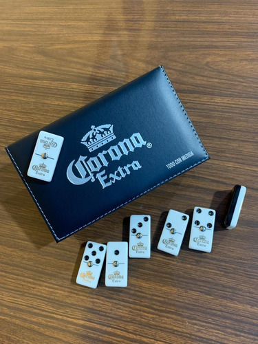 Domino Corona Extra Blanco Y Negro En Estuche