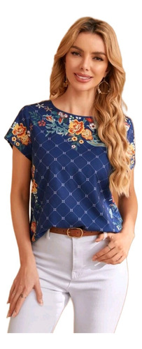 Blusa Con Estampado Floral De Manga Murciélago.