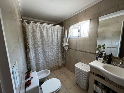 Imagen 19 de 28 de Venta Casa 3 Amb. En Villa Udaondo, Ituzaingo