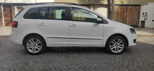 Volkswagen Suran 1.6 Highline 11d Cuero