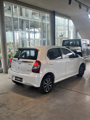 Toyota Etios 1.5 Xls At