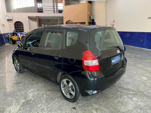 Imagem 7 de 12 de Fit 1.4 Lx 8v Gasolina 4p Automático