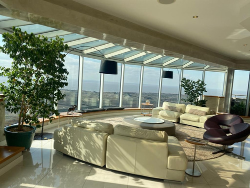 Torres Renoir, Puerto Madero, Piso De 500 M2 Con Vista Panorámica De 6 Ambientes, Con 4 Cocheras