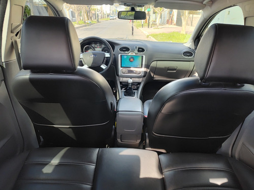 Ford Focus 2 1.8 Tdci Ghia Mt