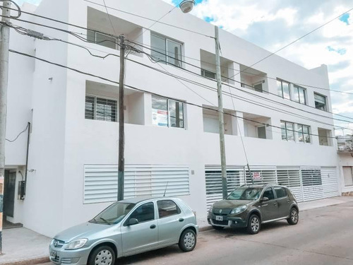 Venta Departamento 1 Dormitorio  A Estrenar Arroyito Rosario